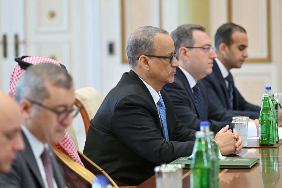 President of Azerbaijan Ilham Aliyev receives OIC Secretary-General (PHOTO)