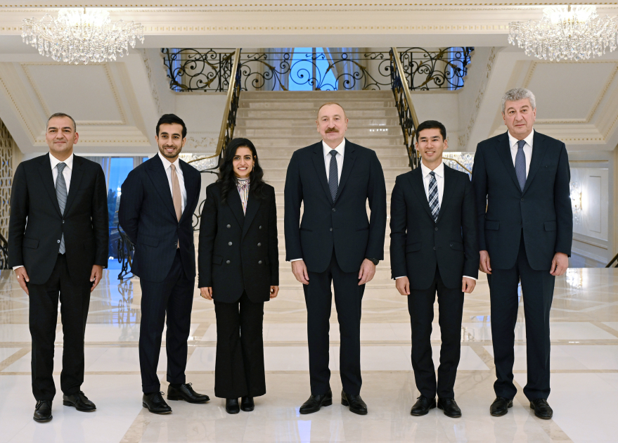 President Ilham Aliyev receives Secretary-General of World Tourism Organization (PHOTO/VIDEO)