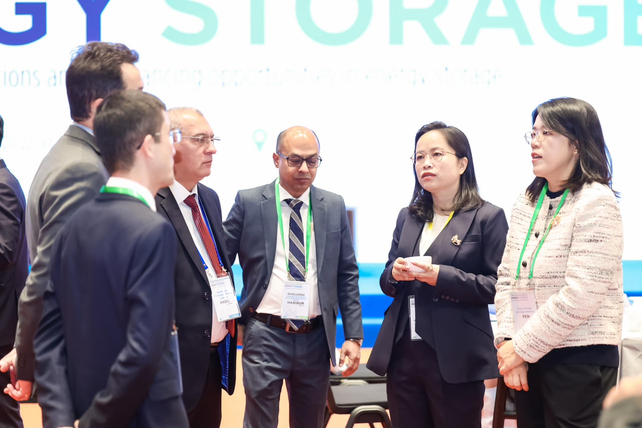 Azerbaijan, China explore renewable energy and storage cooperation (PHOTO)