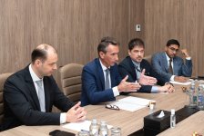 Azerbaijan, U.S. Fortinet discuss cybersecurity training program (PHOTO)