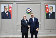 Azerbaijani PM discusses 2027 Islamic Summit hosting with OIC chief (PHOTO)