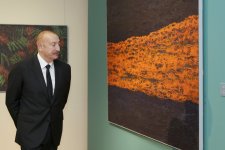 President Ilham Aliyev, First Lady Mehriban Aliyeva, and family members view retrospective exhibition “My Absheron: Plus” (PHOTO)