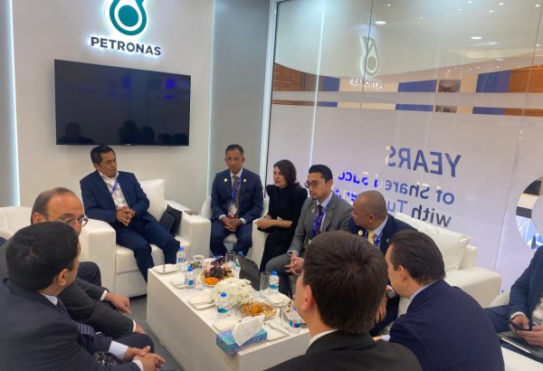 Uzbekneftegaz, Petronas discuss long-term gas supplies, joint projects