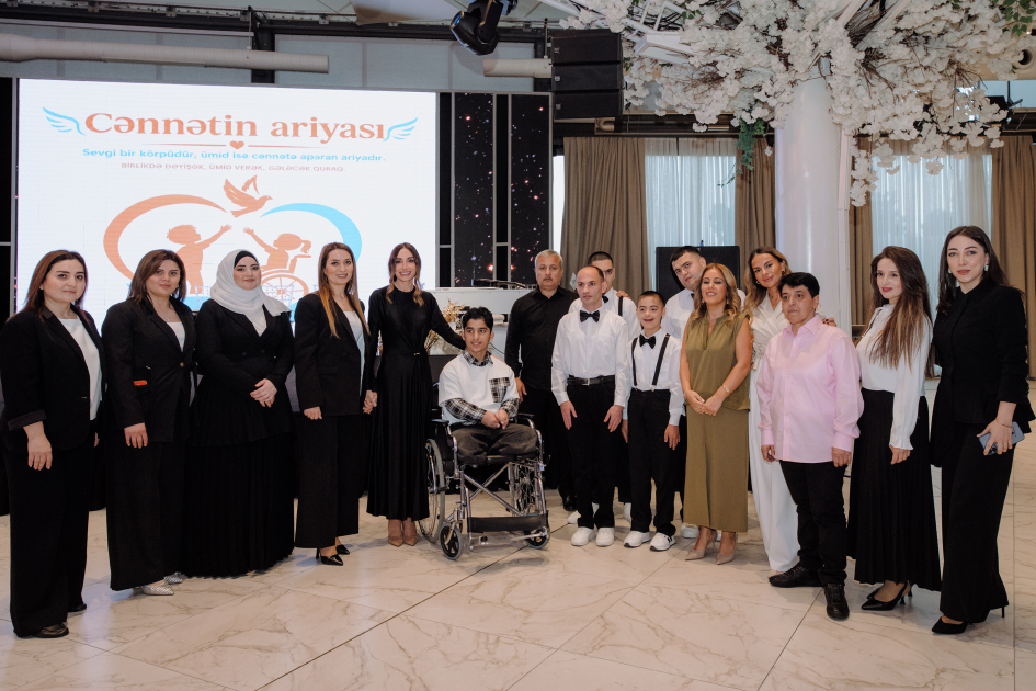Leyla Aliyeva and Arzu Aliyeva attend concert presented as part of “Aria of Heaven” project (PHOTO)