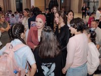 Leyla Aliyeva and Arzu Aliyeva attend concert presented as part of “Aria of Heaven” project (PHOTO)