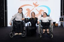 Leyla Aliyeva and Arzu Aliyeva attend concert presented as part of “Aria of Heaven” project (PHOTO)