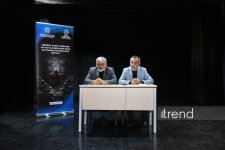 Baku Network discusses foreign influence with arts students (PHOTO/VIDEO)
