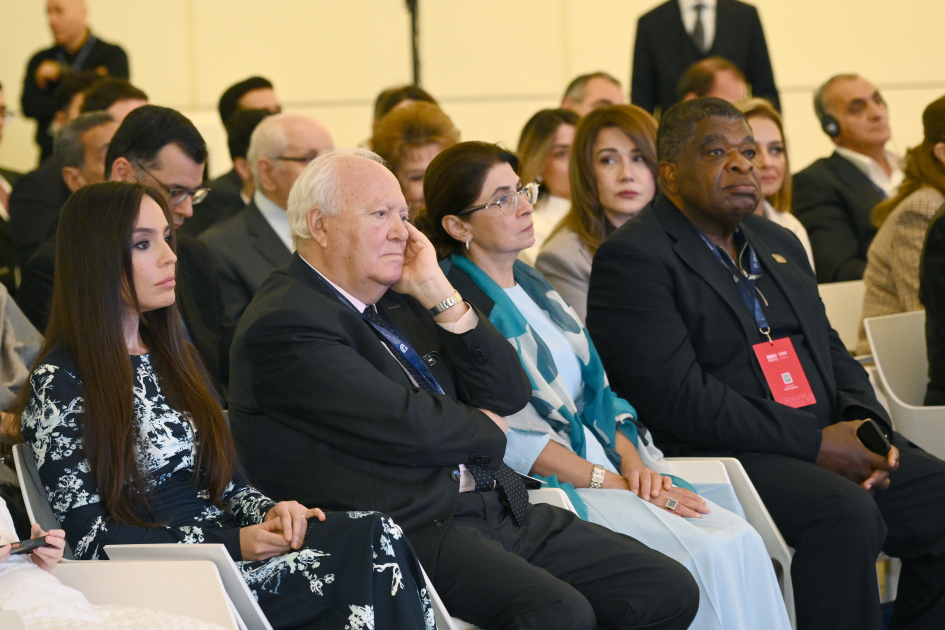Heydar Aliyev Foundation VP Leyla Aliyeva attends presentation of 3rd edition of “Book of Peace” dedicated to Azerbaijan (PHOTO)