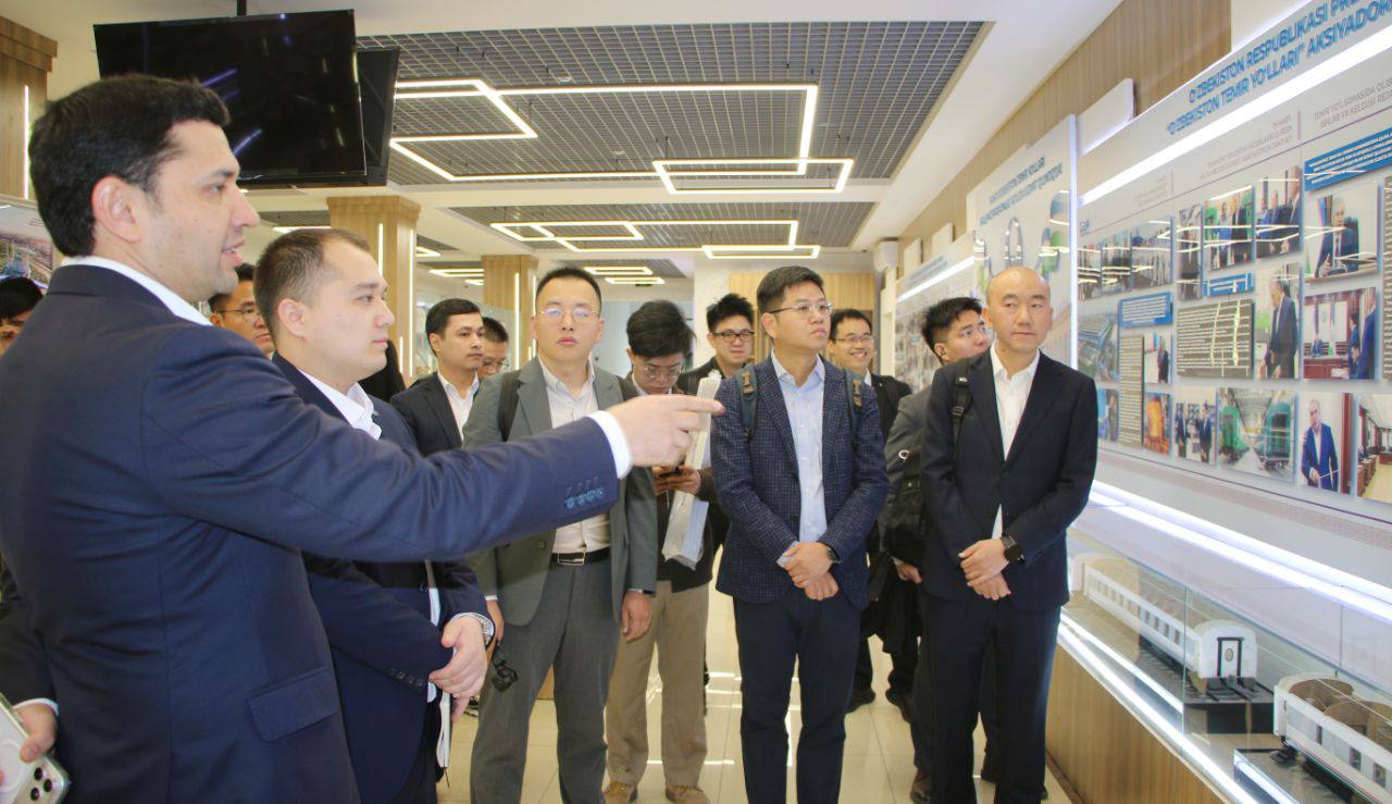 Uzbekistan, Huawei discuss railway digitalization, traffic management