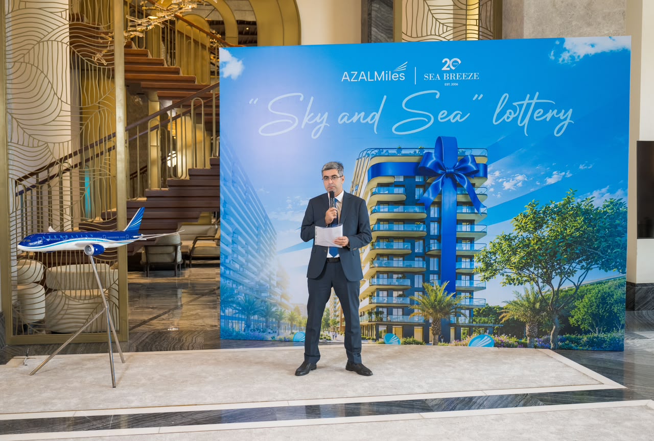 Azerbaijan Airlines and Sea Breeze announce 100 winners of joint lottery (PHOTO)