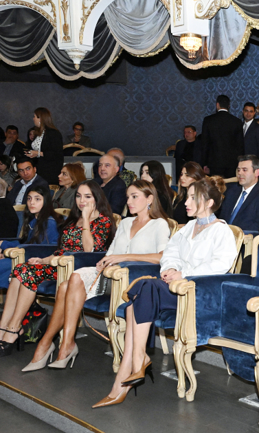 First Vice-President Mehriban Aliyeva attended performance of “The Seagull” (PHOTO)