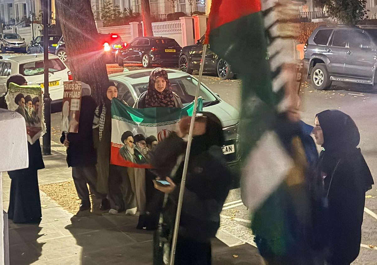 Provocation by alleged Iranian agents staged outside Azerbaijani Embassy in London (PHOTO/VIDEO)