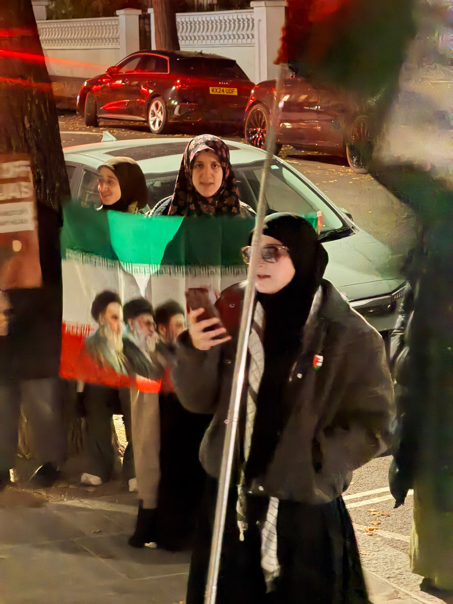 Provocation by alleged Iranian agents staged outside Azerbaijani Embassy in London (PHOTO/VIDEO)