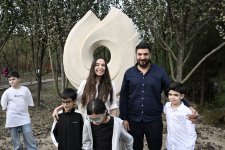 Heydar Aliyev Foundation VP Leyla Aliyeva attends traditional charity Autumn Festival – Harvest Day at ADA School (PHOTO)
