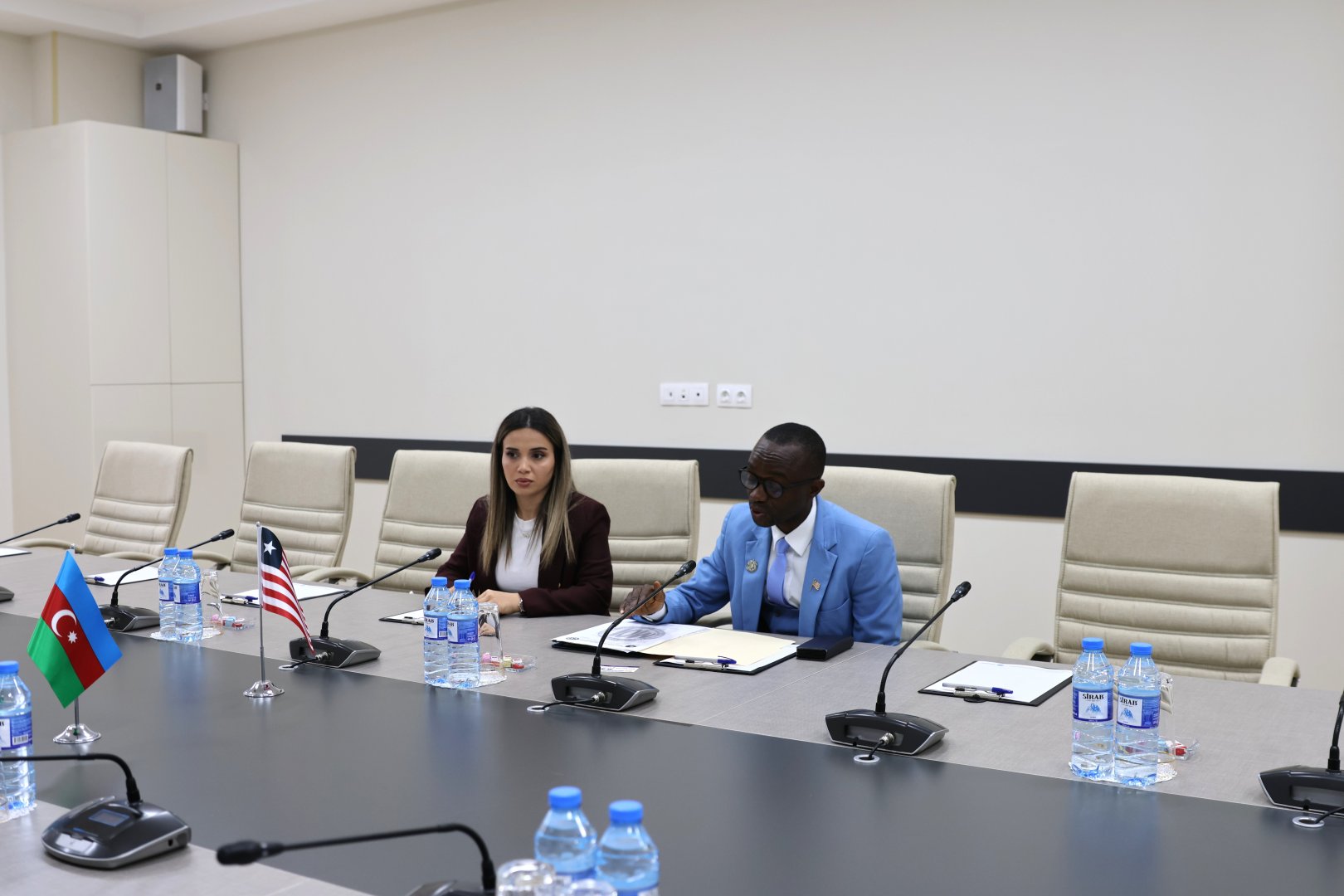 Azerbaijan, Liberia discuss media cooperation and digital ties (PHOTO)
