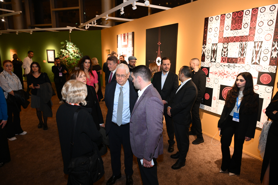 Heydar Aliyev Foundation VP Leyla Aliyeva and Alena Aliyeva attend official opening of Art Weekend (PHOTO)