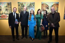 Heydar Aliyev Foundation VP Leyla Aliyeva and Alena Aliyeva attend official opening of Art Weekend (PHOTO)